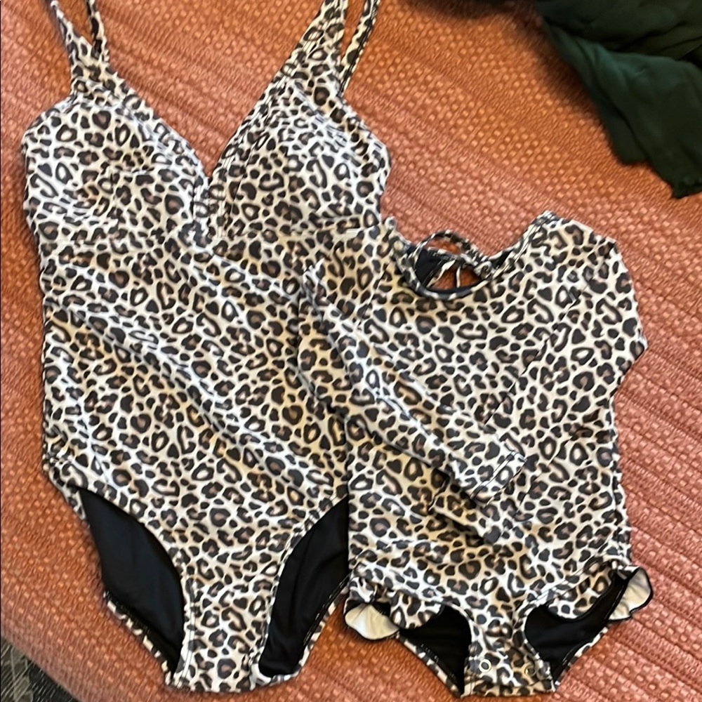 Mommy & Me matching swimsuits XS/12-24M
